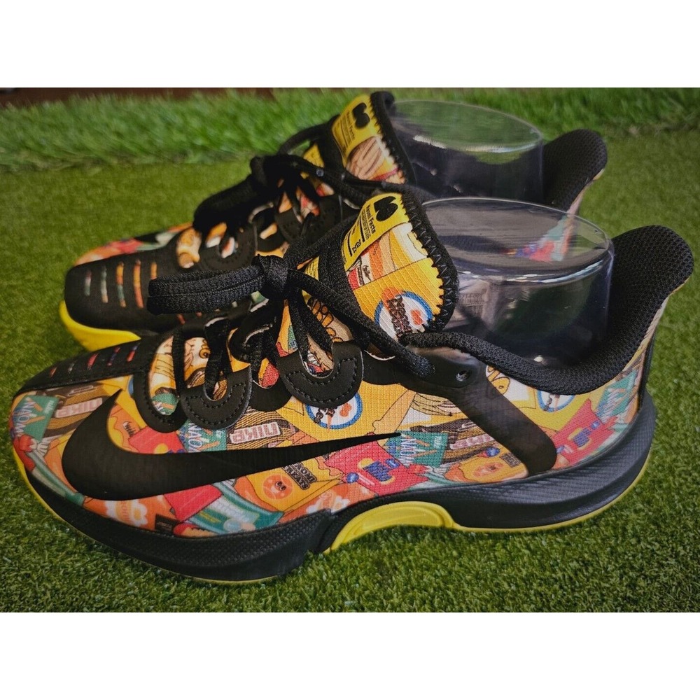 Nike Colorful Graphic Athletic Shoes